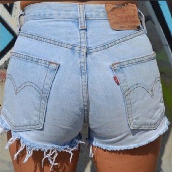 Levi's Pants - ✨NEW VINTAGE LIGHT WASH LEVIS✨